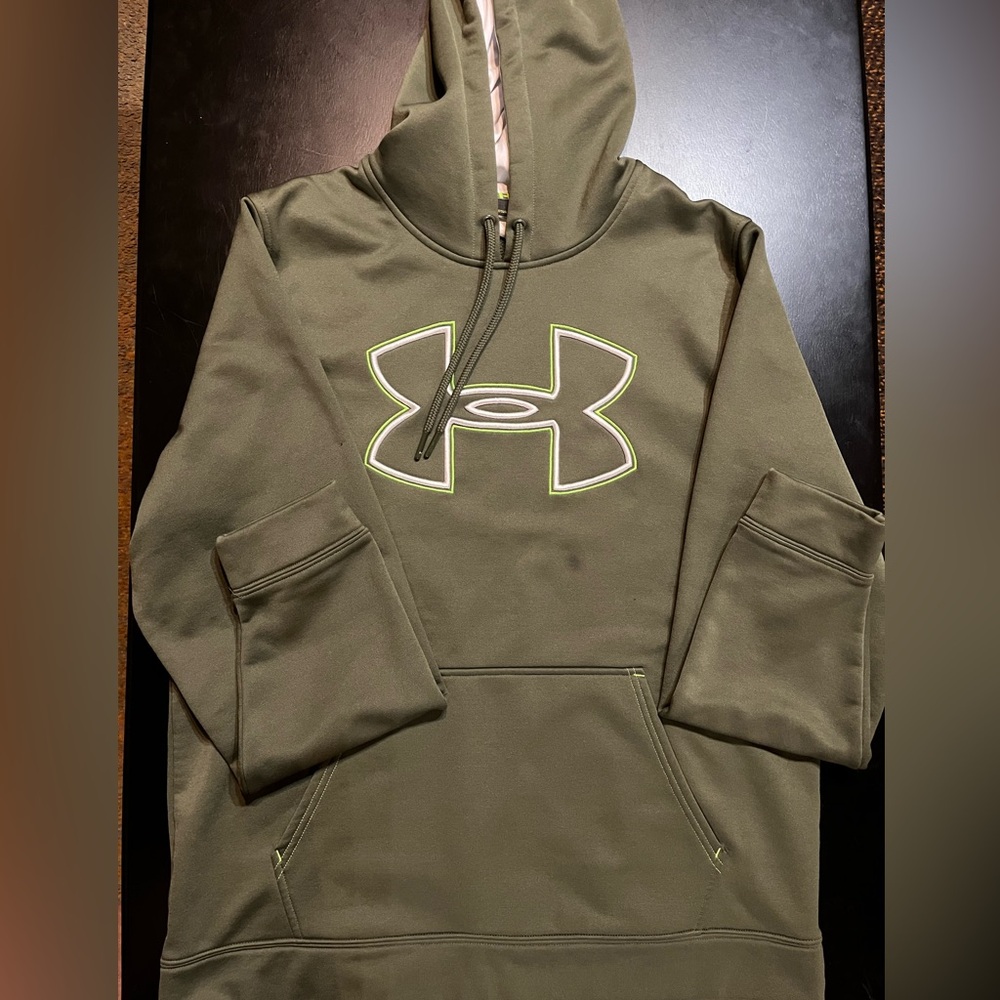 💥 2/$30 Men’s UA Logo Hoodie